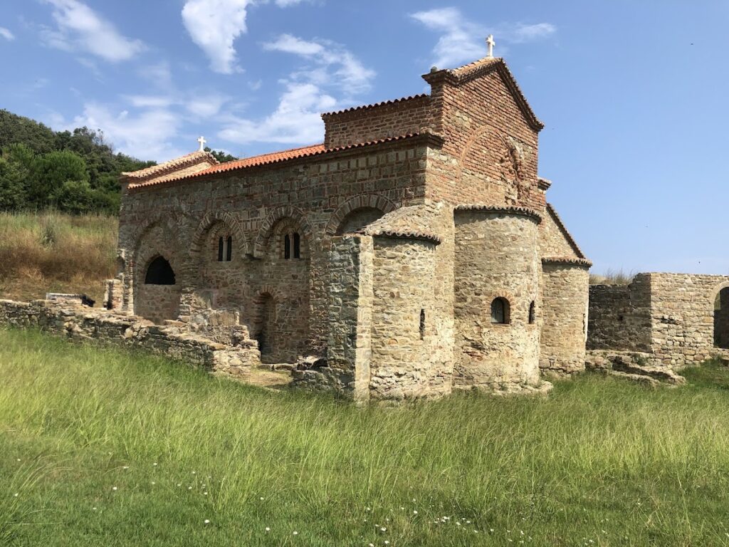 Rodoni Fortress: A Fifteenth-Century Defensive Stronghold in Albania 4 Rodoni Fortress