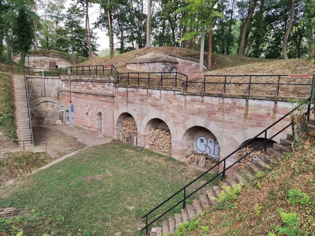 Fort Ducrot: A Biehler-Type Fort in Strasbourg’s Fortified Belt 2 Fort Ducrot