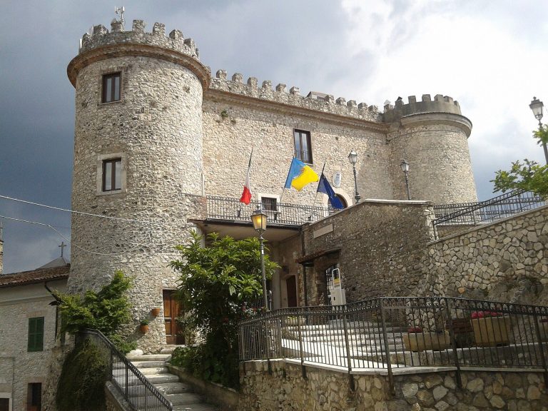 Castello di Oricola: A Medieval Fortress in Abruzzo, Italy