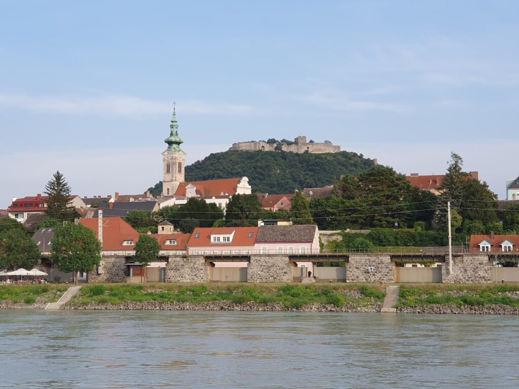Castle Heimenburg, Hainburg an der Donau: A Danube Hilltop Fortress 3 Castle Heimenburg, Hainburg an der Donau