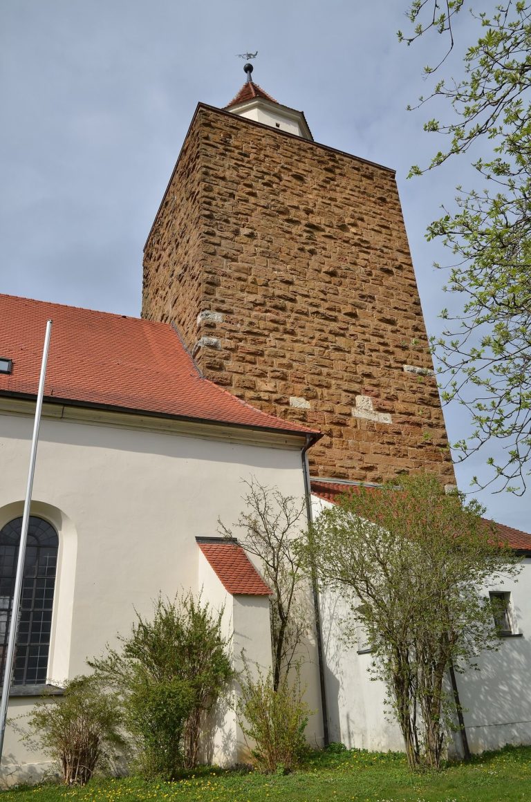 Burg Hohentrüdingen: A High Medieval Hilltop Castle in Germany