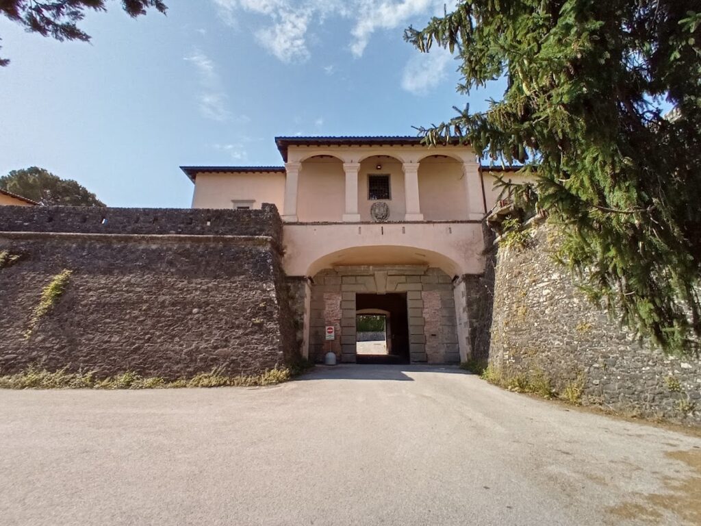 Fortezza di Mont'Alfonso: A Border Fortress of the Duchy of Ferrara 3 Fortezza di Mont'Alfonso