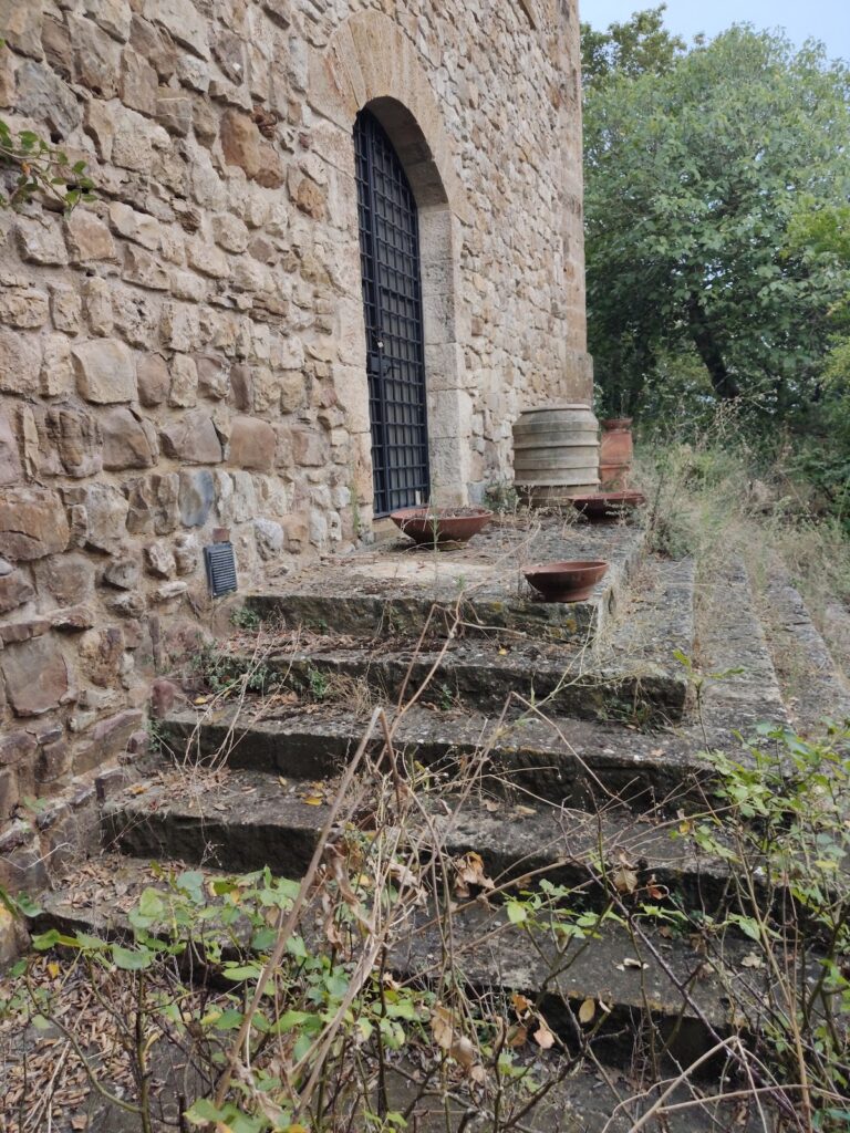 Castello di Scerpena: A Medieval Castle in Tuscany 2 Castello di Scerpena
