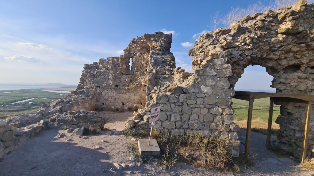 Enisala Fortress: A Medieval Stronghold in Romania 4 Enisala Fortress