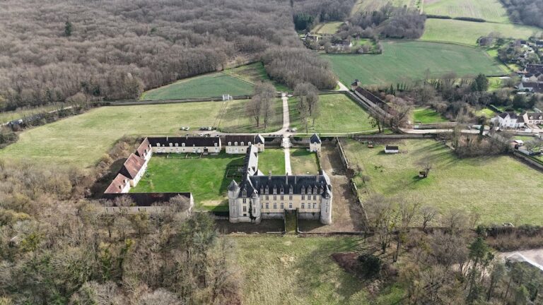 Château de Passy: A Fortified Château in France