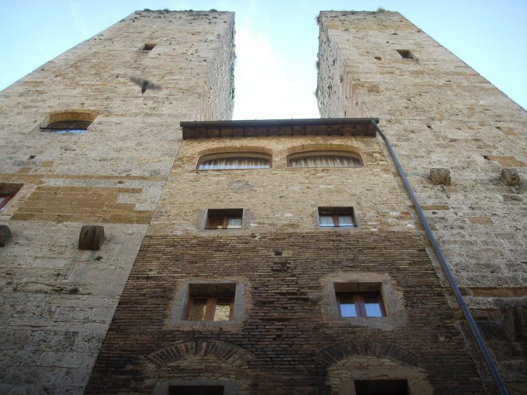 Torri dei Salvucci: Twin Medieval Towers in San Gimignano