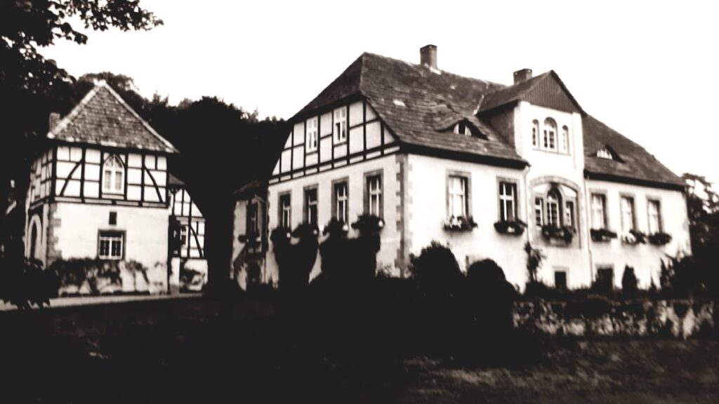 Gut Abbenburg: A Former Castle Complex and Manor Estate in Germany 2 Gut Abbenburg