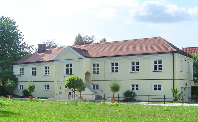 Schlossmuseum Ismaning: A Museum of Ismaning’s Cultural History