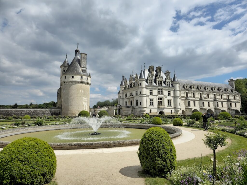 Château de Chenonceau: A Renaissance Residence on the Cher 2 Château de Chenonceau