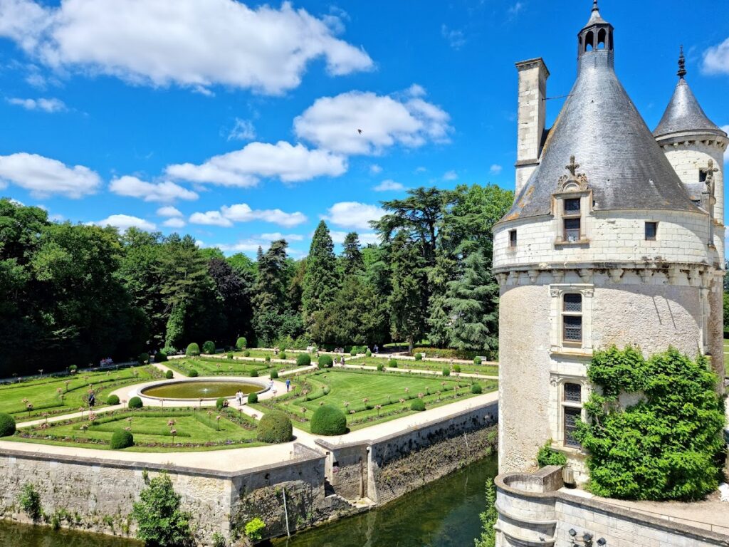 Château de Chenonceau: A Renaissance Residence on the Cher 4 Château de Chenonceau