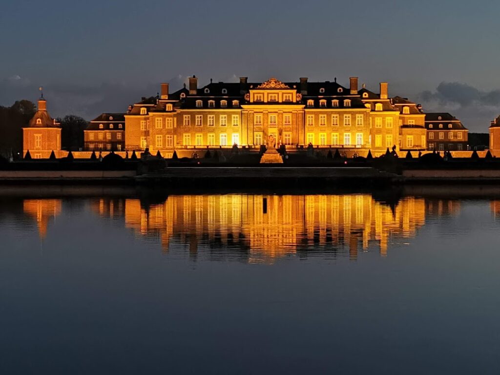 Schloss Nordkirchen: A Baroque Palace in Westphalia, Germany 2 Schloss Nordkirchen