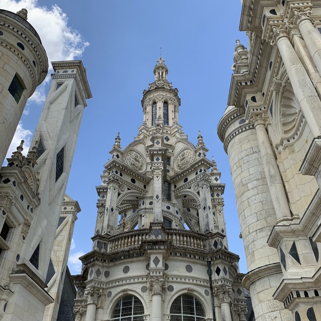 Château de Chambord: A French Renaissance Royal Hunting Palace 2 Château de Chambord