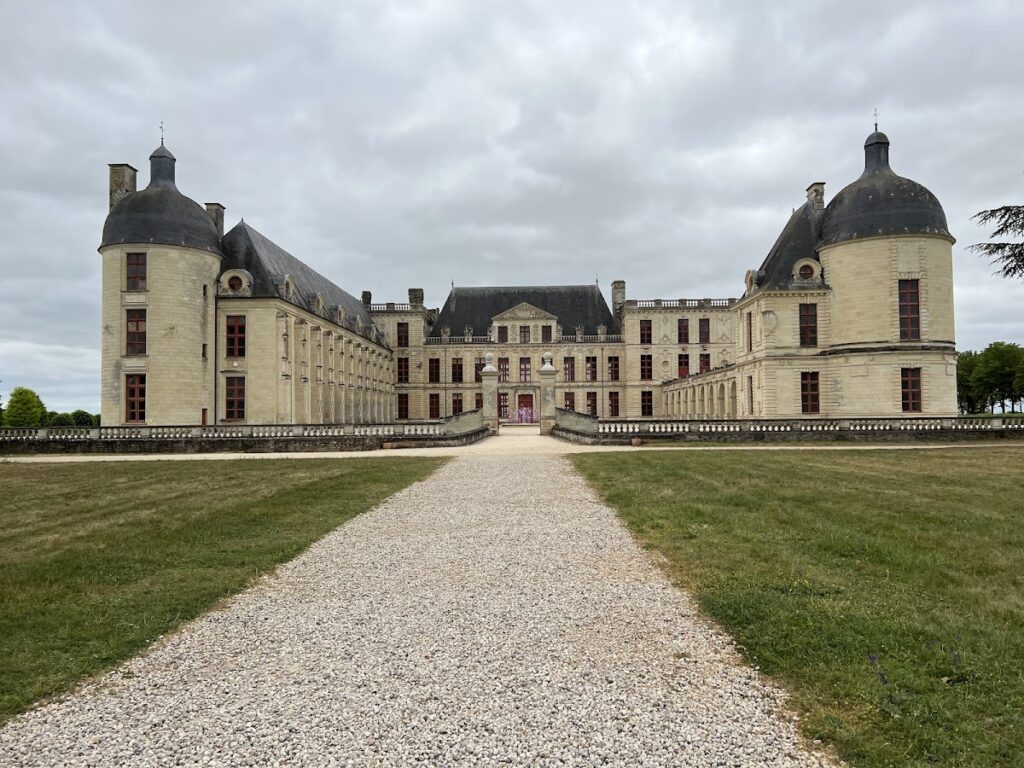 Château d'Oiron: Renaissance and Classical Château in France 2 Château d'Oiron