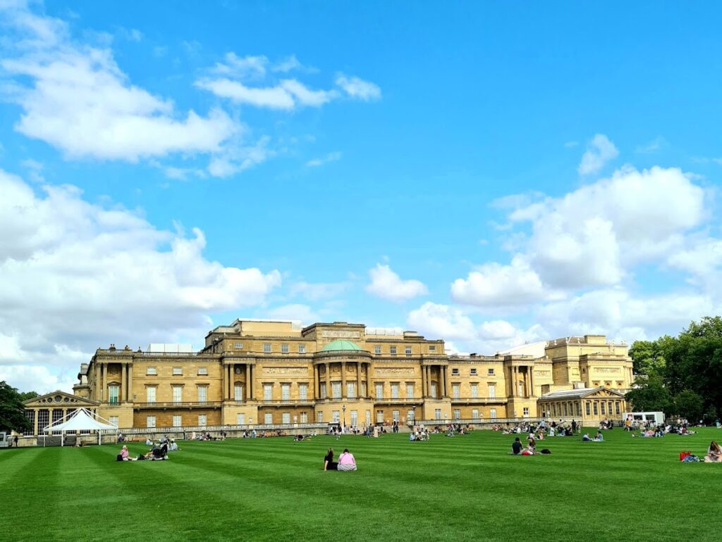 Buckingham Palace: The British Monarch’s London Residence and Administrative Headquarters 4 Buckingham Palace