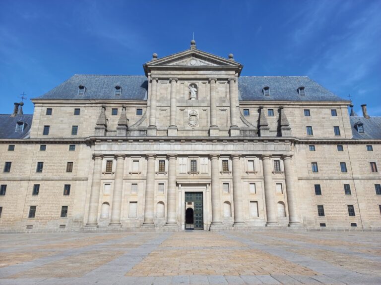 Royal Monastery of San Lorenzo de El Escorial: Royal Monastery-Palace Complex in Spain