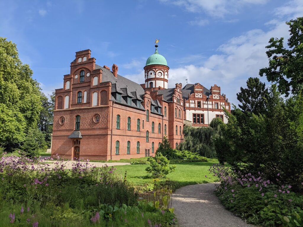 Schloss Wiligrad: A Neo-Renaissance Ducal Residence in Germany 2 Schloss Wiligrad