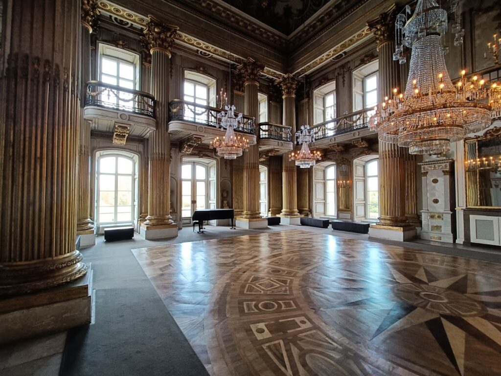 Ludwigslust Palace: A Baroque and Neoclassical Ducal Residence in Germany 2 Ludwigslust Palace