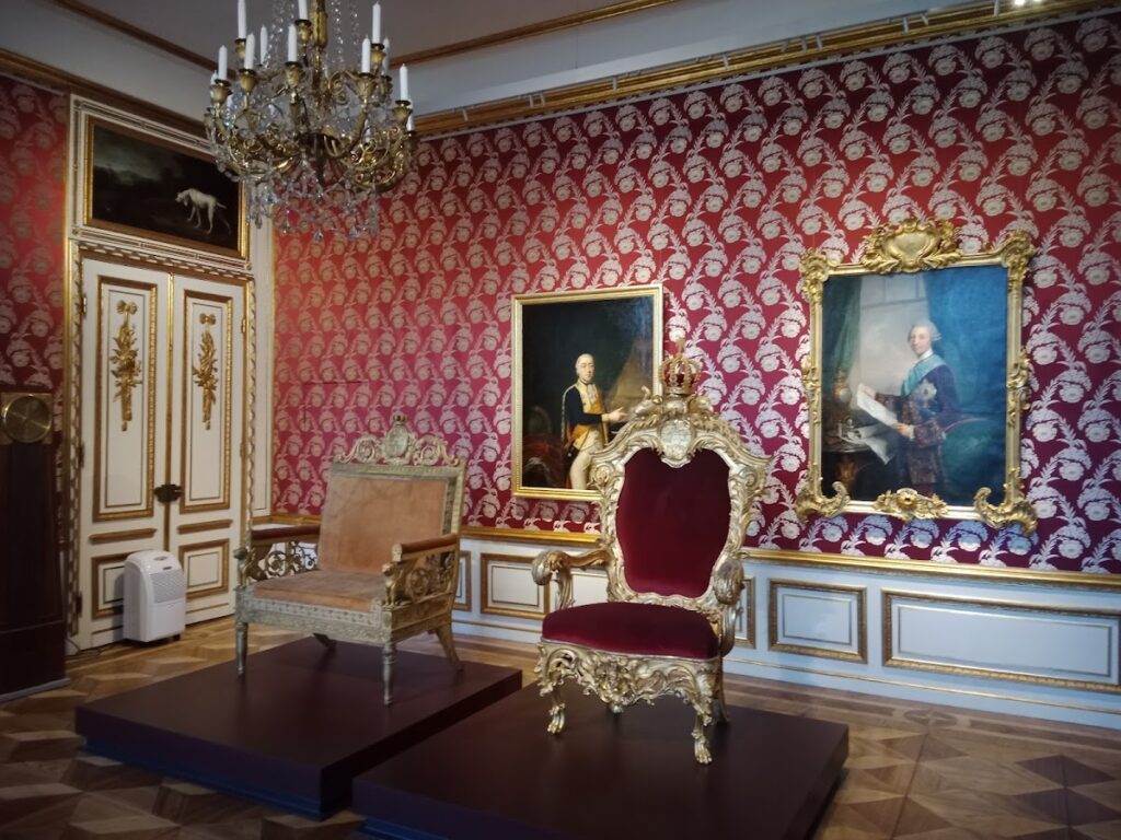 Ludwigslust Palace: A Baroque and Neoclassical Ducal Residence in Germany 5 Ludwigslust Palace