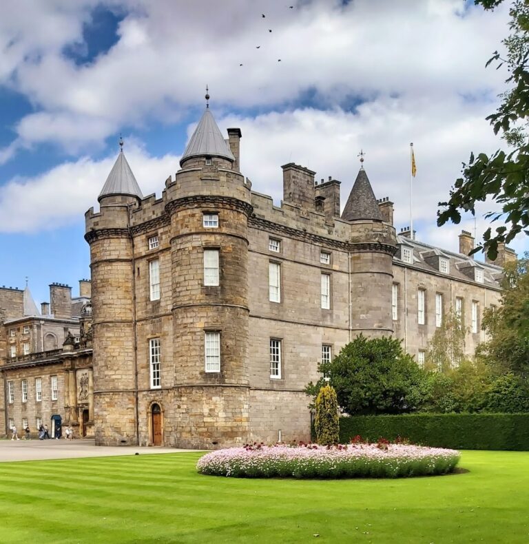 Holyrood Palace: Scotland’s Royal Residence in Edinburgh