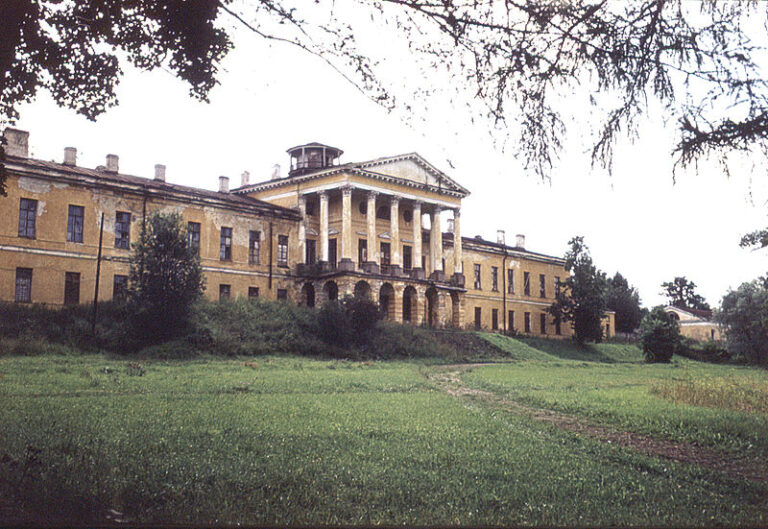Ropsha Palace: A Romanov Country Residence in Russia