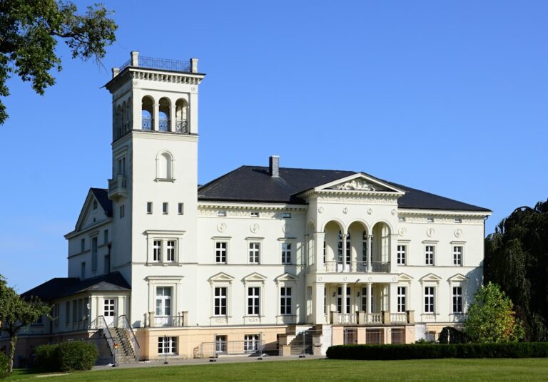 Schloss Kunrau: A Manor House and Agricultural Estate in Germany