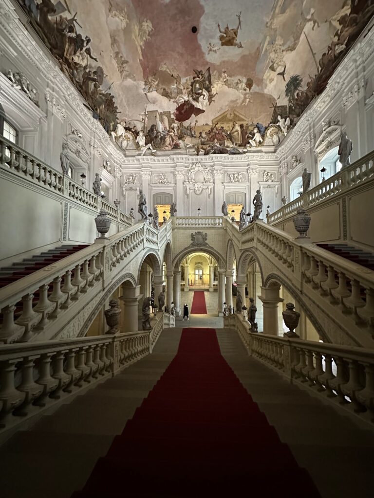 Würzburg Residence: Baroque Palace of the Prince-Bishops of Würzburg 4 Würzburg Residence