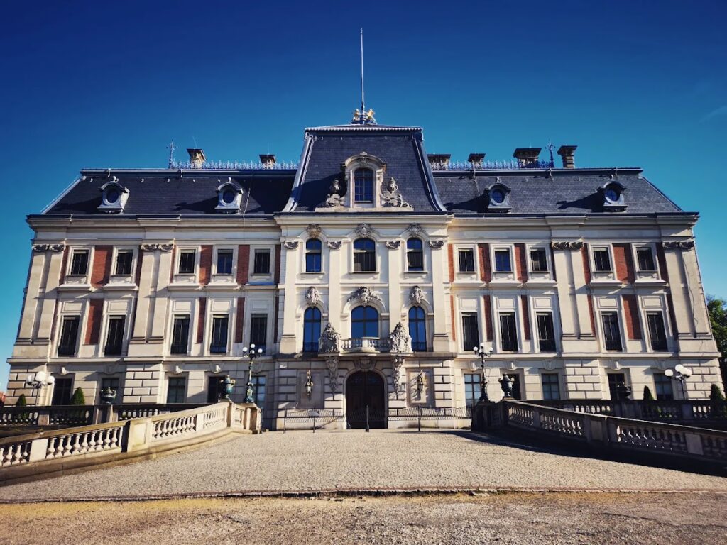 Pszczyna Castle: A Silesian Fortified Castle Transformed into a Palace 2 Pszczyna Castle
