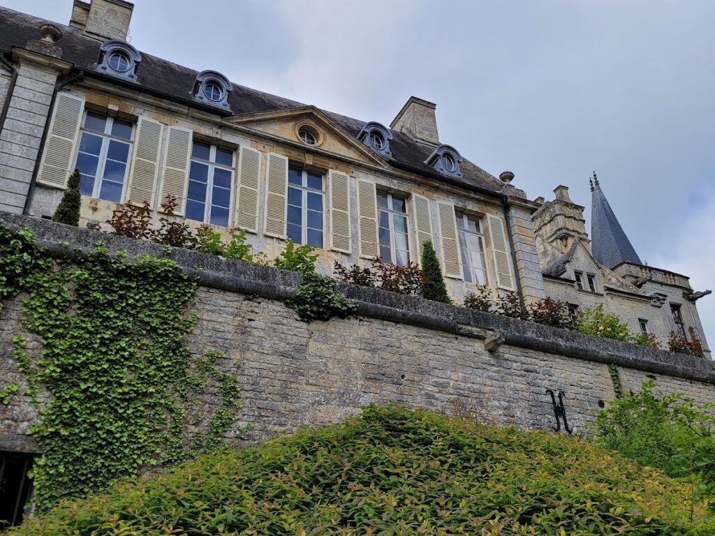 Fontaine-Henry Castle: A Historic Family Residence in France 5 Château de Fontaine-Henry
