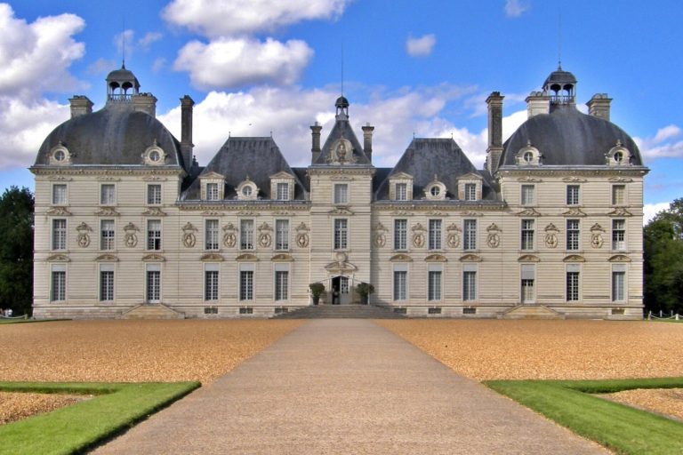 Château de Cheverny: A Seventeenth-Century Loire Château in France