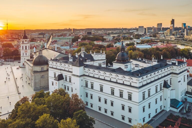 Palace of the Grand Dukes of Lithuania: A Historic Residence in Vilnius