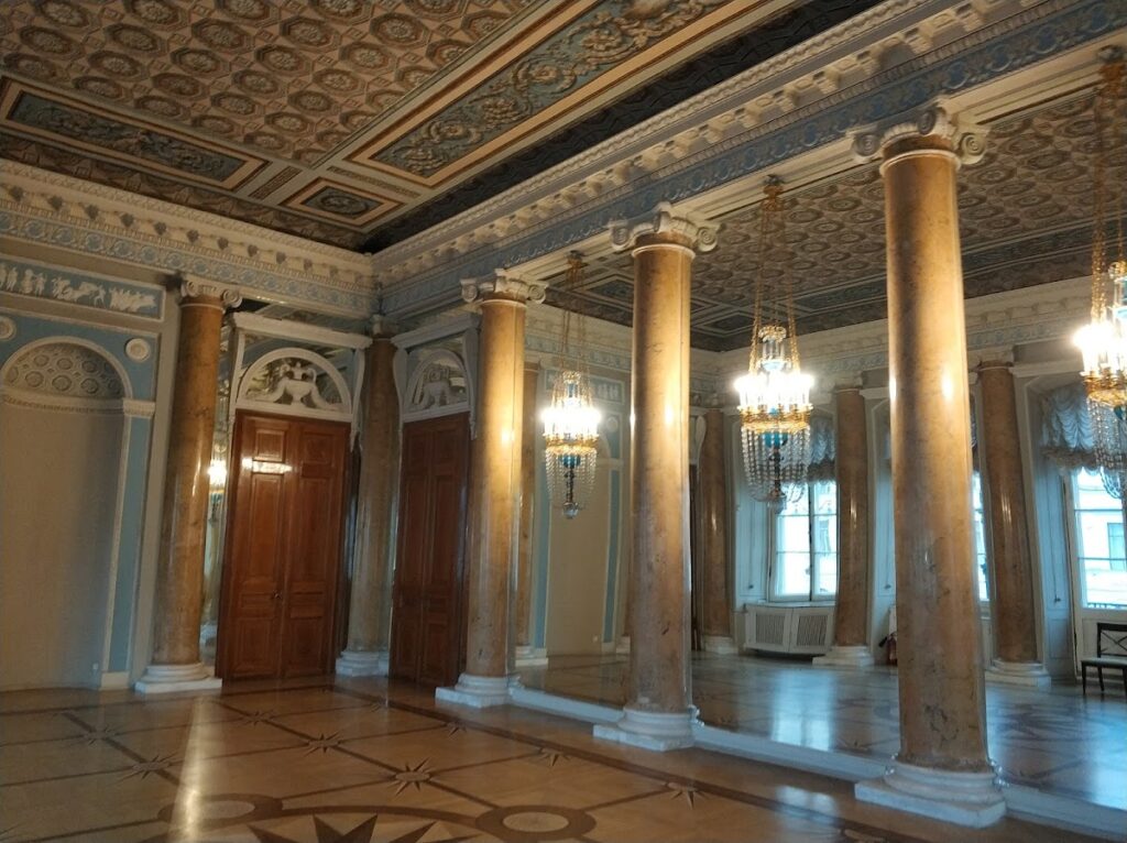 Stroganov Palace: An Imperial-Era Urban Residence in Saint Petersburg 3 Stroganov Palace
