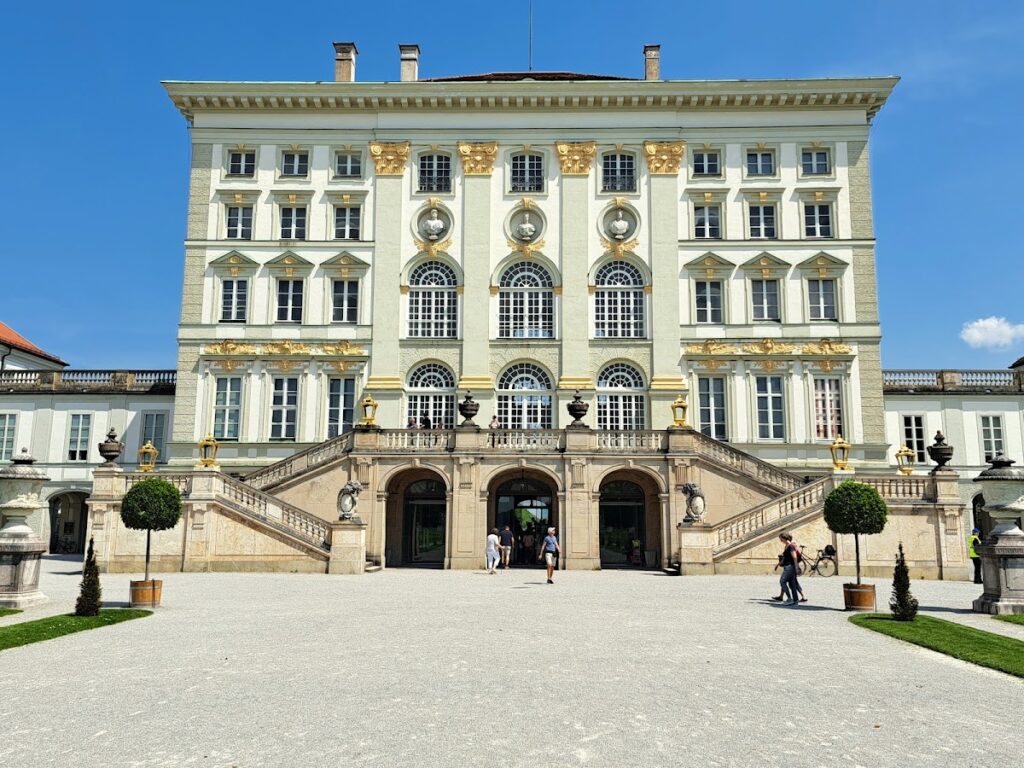 Nymphenburg Palace: Wittelsbach Summer Residence in Munich 2 Nymphenburg Palace