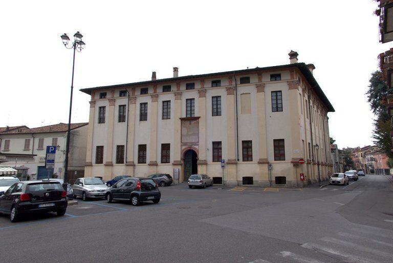 Palace of the Mount of Piety (Crema): Renaissance Headquarters of a Charitable Lending Institution