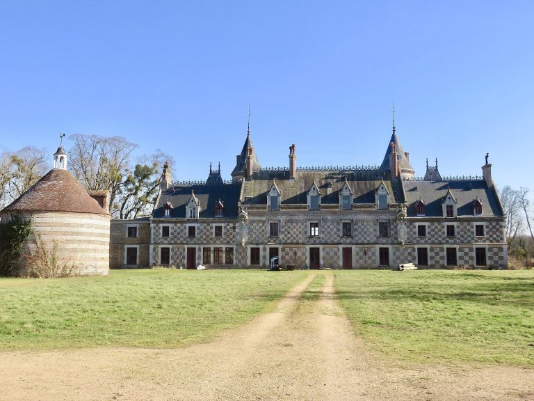 Château d’Escorpain: A Historic Estate in France