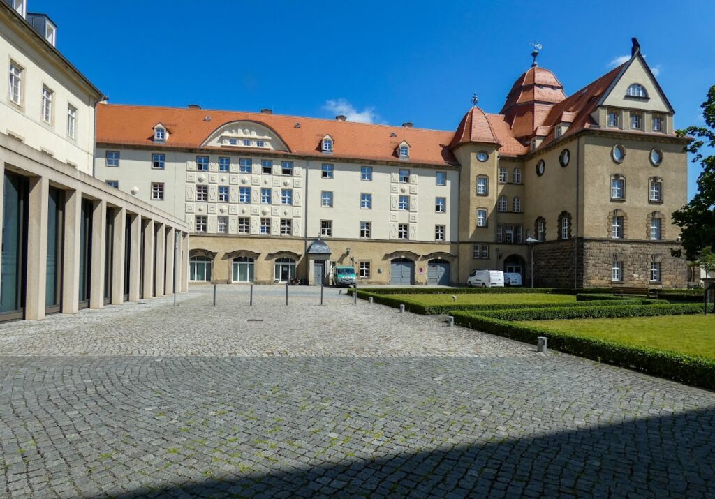 Sonnenstein Castle: From Medieval Fortress to District Administration in Germany 4 Sonnenstein Castle