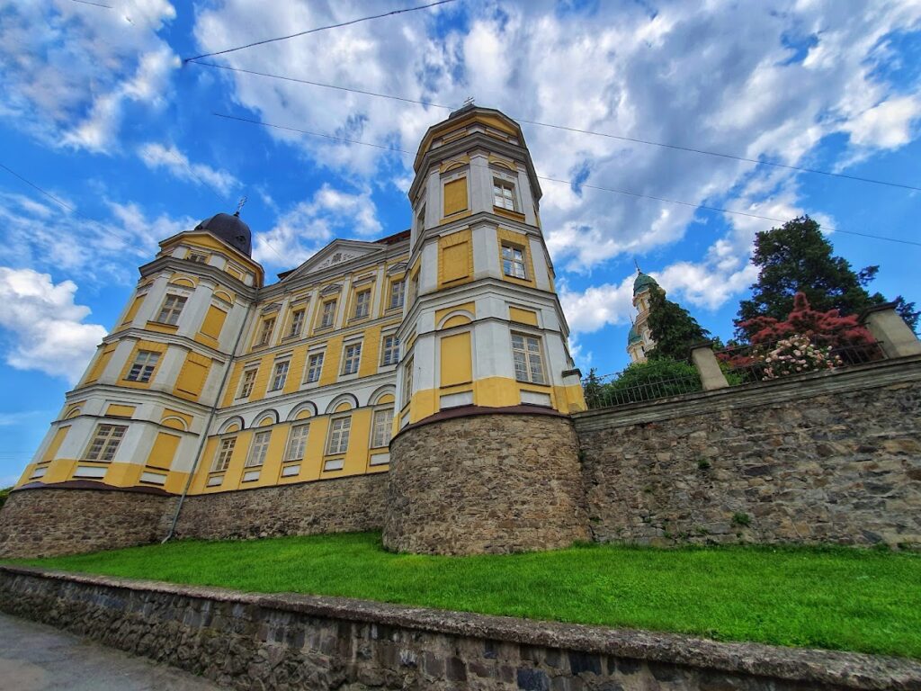 Bishop’s Residence, Uzhhorod: An Episcopal Residence and Historic Jesuit College 2 Bishops residence, Uzhhorod