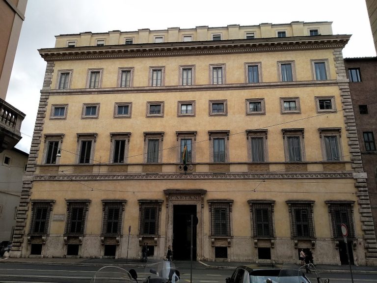 Palazzo Caetani (Gaetani): A Renaissance Aristocratic Palace in Rome