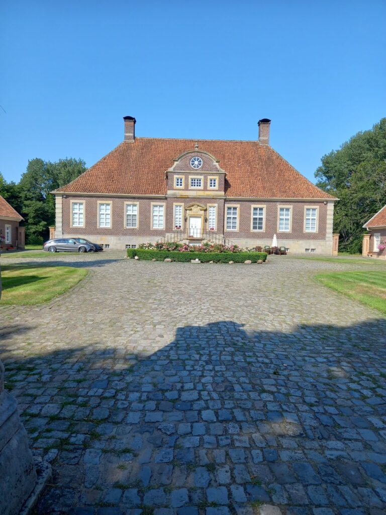Schloss Herzford: A Baroque Water Castle and Manor Estate in Germany