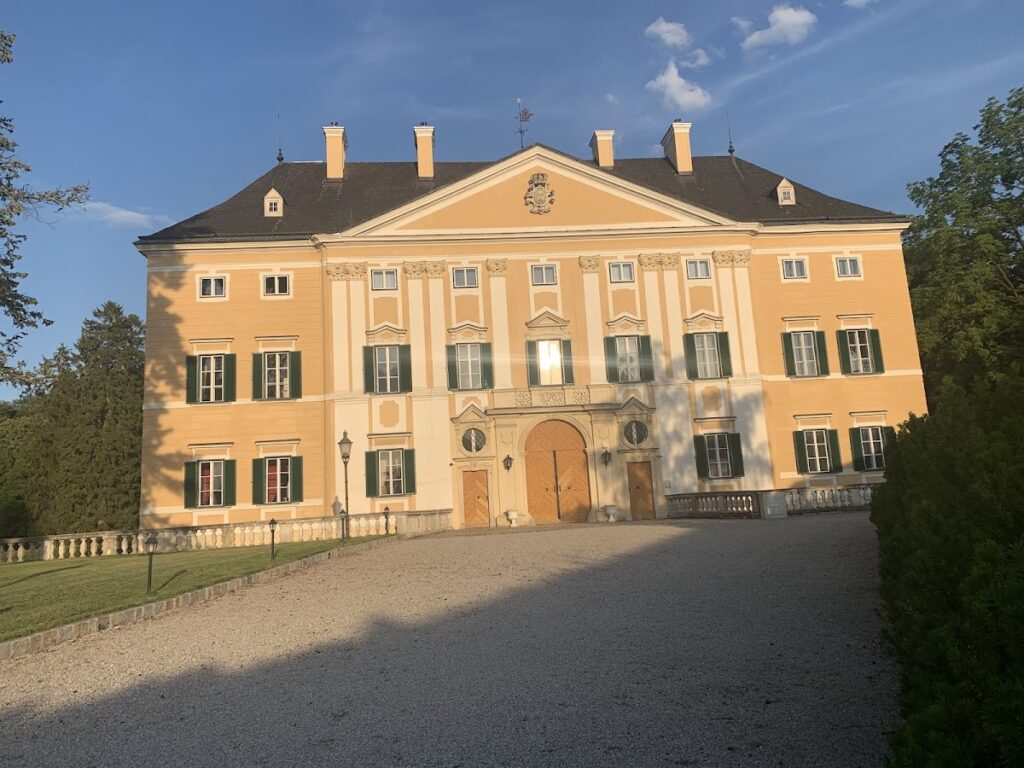 Schloss Frohsdorf: A Baroque Palace and Bourbon Court in Austria 1 Schloss Frohsdorf