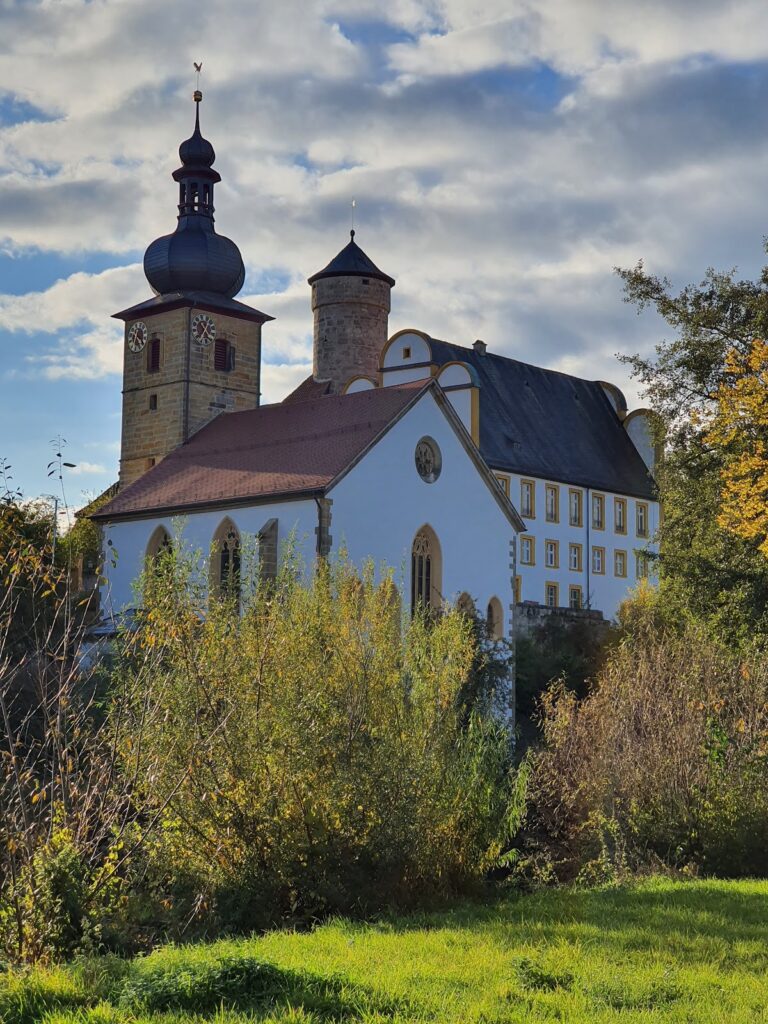 Schloss Strössendorf: A Medieval Castle in Germany 2 Schloss Strössendorf