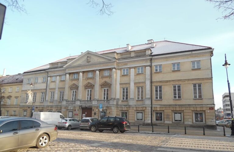 Raczyński Palace: Neoclassical Town Palace and Archive in Warsaw