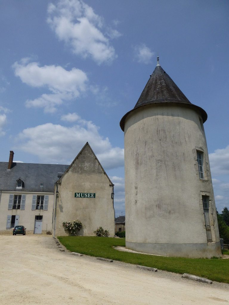 Château de Saint-Maur: An Eighteenth-Century Estate and Museum in France 4 Château de Saint-Maur