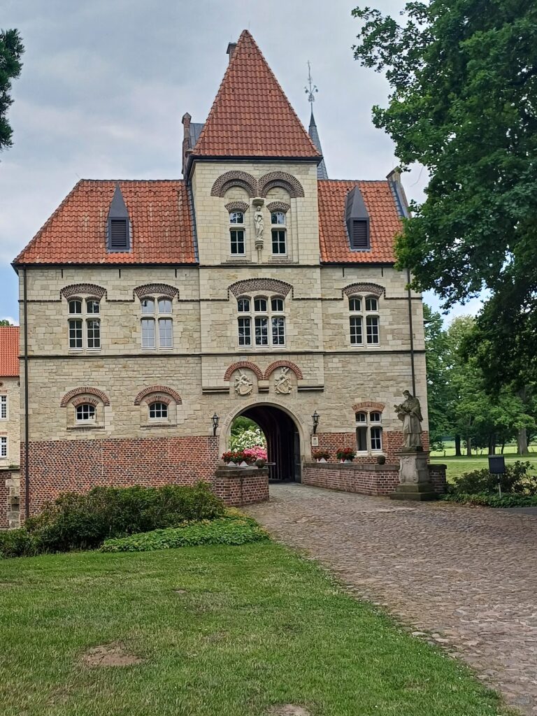Wasserschloss Darfeld: A Historic Moated Castle and Noble Estate in Germany 2 Wasserschloss Darfeld