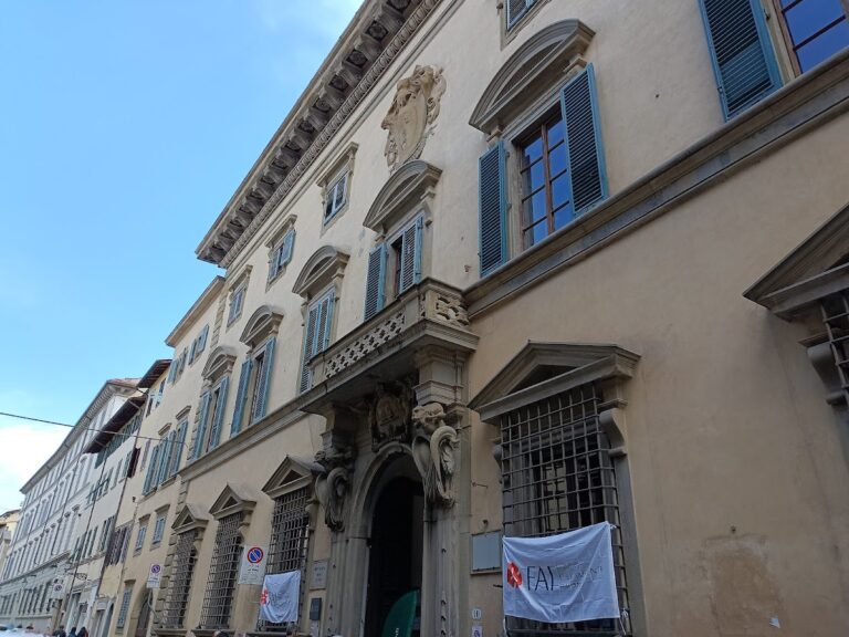 Palazzo Fenzi: A Baroque Urban Palace in Florence
