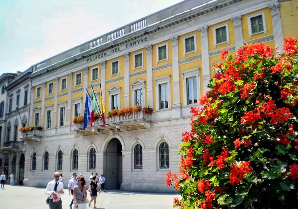 Palazzo Frizzoni: Bergamo’s Municipal Government Palace 2 Palazzo Frizzoni