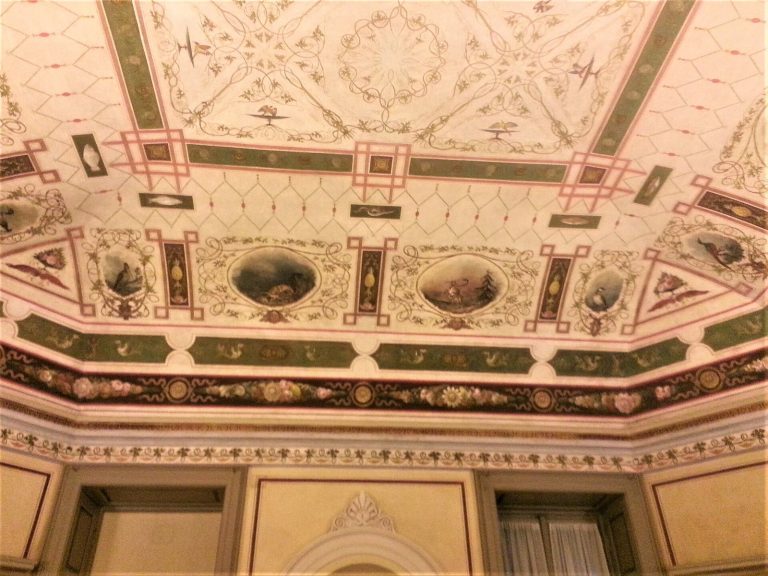 Palazzo Frizzoni: Bergamo’s Municipal Government Palace
