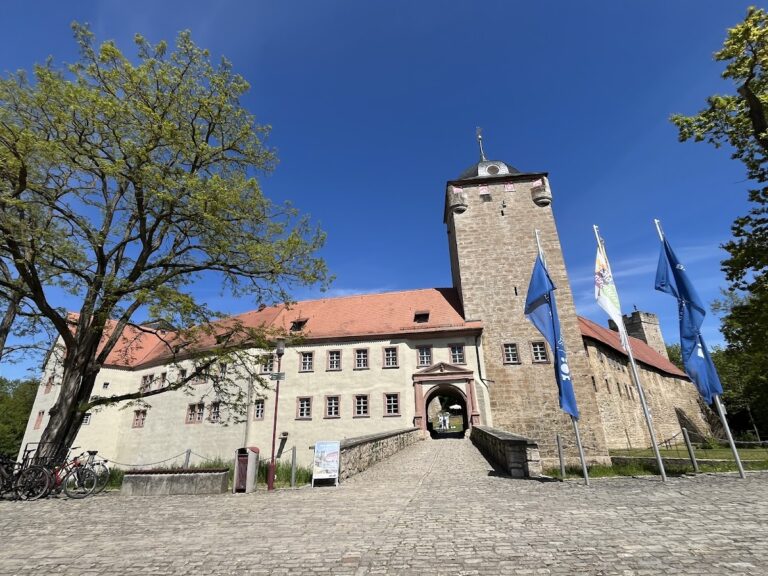 Wasserburg Kapellendorf: A Medieval Water Castle in Germany