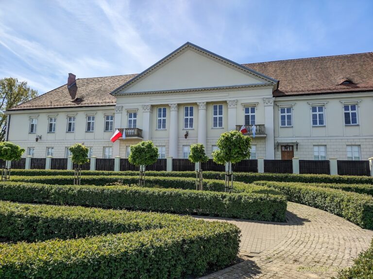 Bishops Palace in Włocławek: Episcopal Residence and Former Castle
