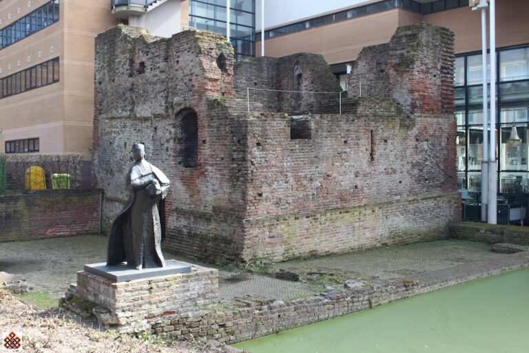 Huis te Riviere: A Medieval Toll Castle in Schiedam, Netherlands