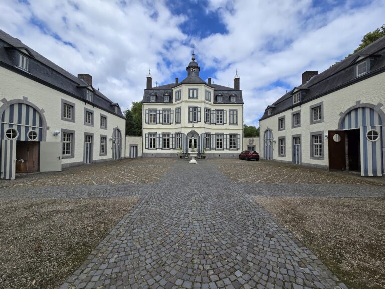 Obbicht Castle: A Late-Eighteenth-Century Country House in the Netherlands